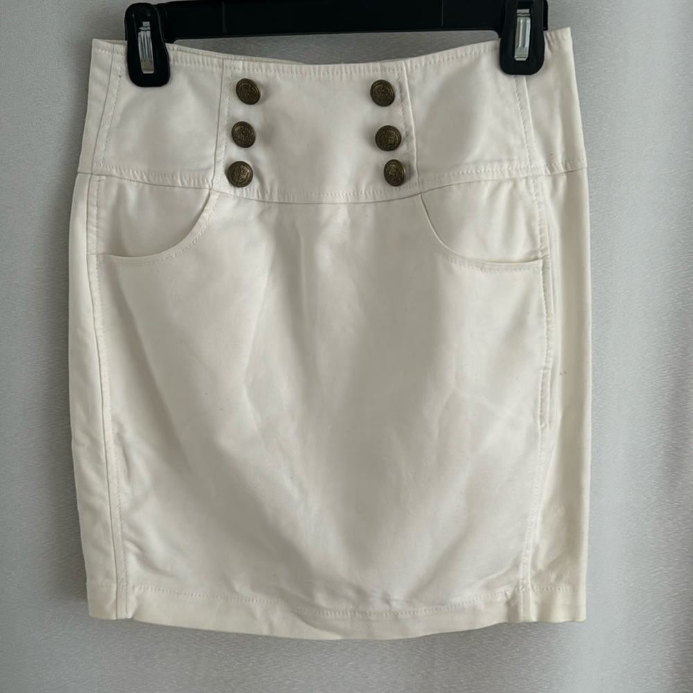 NEW white skirt size XS with gold buttons